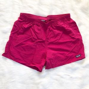 Patagonia baggies sz L hot pink